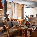 M Hotel