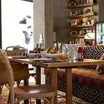 Hotel M 4*